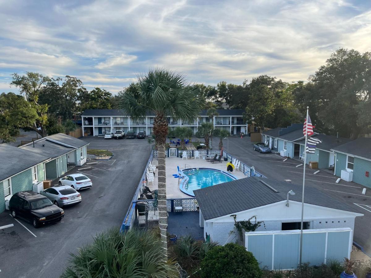 Gulf Coast Inn Gulf Breeze Dış mekan fotoğraf