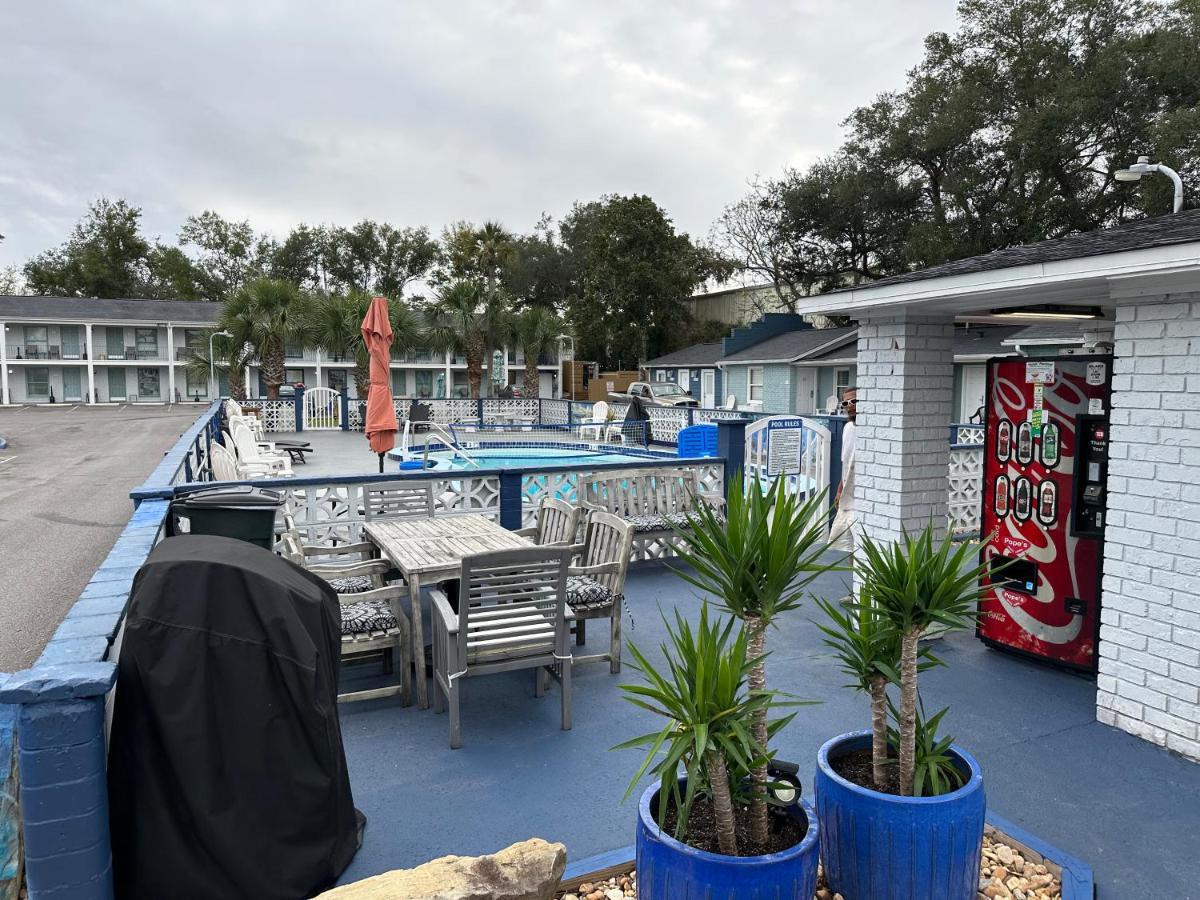 Gulf Coast Inn Gulf Breeze Dış mekan fotoğraf